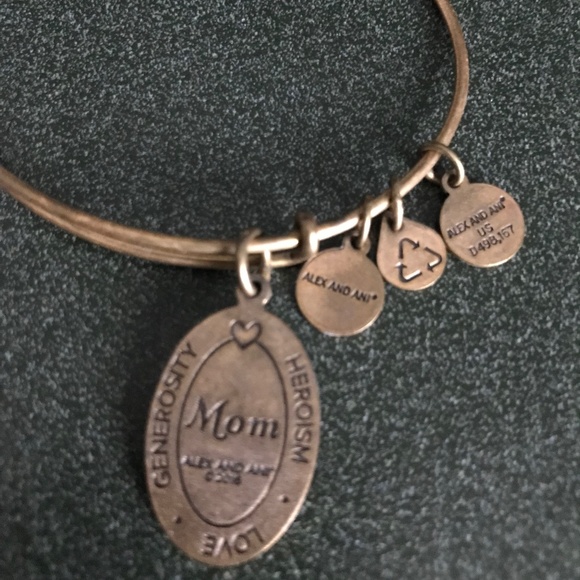 Alex and Ani Expandable Wire Bracelet Mom Charm - Picture 5 of 15